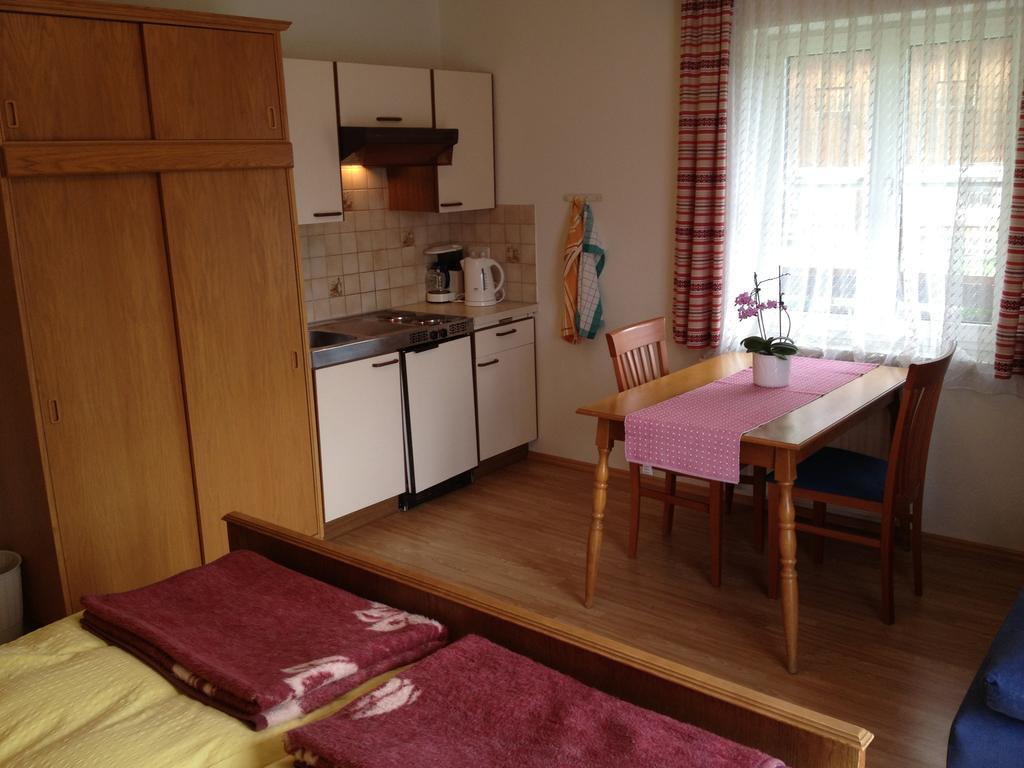 Tischnerhof Appartements Bad Kleinkirchheim Room photo